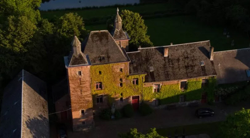 Château De Petit-Leez, Belgium